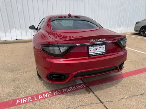 Used 2018 Maserati GranTurismo Sport RWD image 5