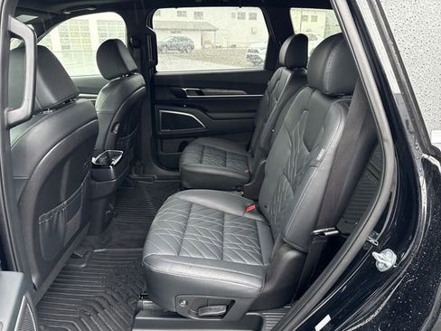 Used 2025 Kia Telluride EX X-Line image 19