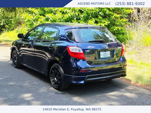 Used 2009 Toyota Matrix S FWD image 3
