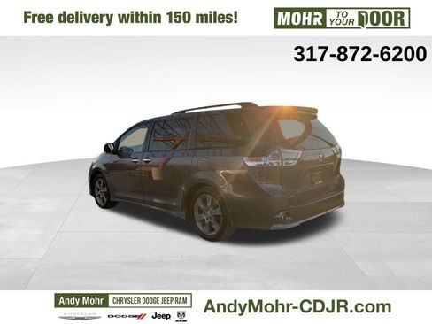 Used 2014 Toyota Sienna SE image 5