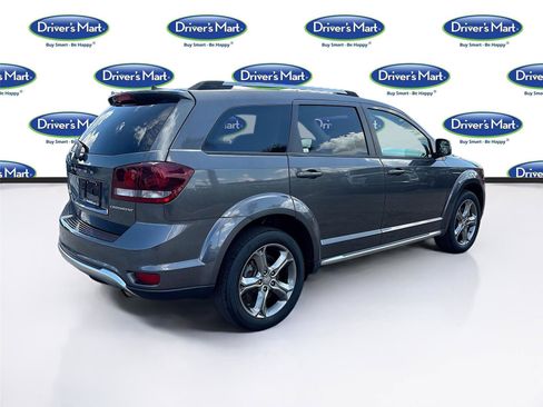 Used 2017 Dodge Journey Crossroad FWD image 7