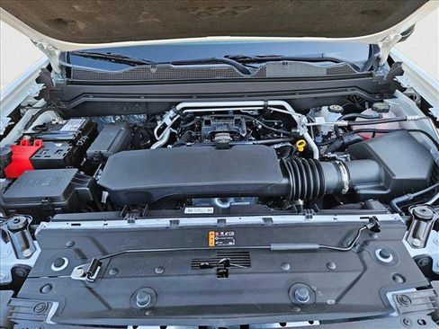 New 2026 Chevrolet Colorado LT w/ LT Convenience Package AWD/4WD image 18