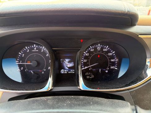 Used 2014 Toyota Avalon Limited FWD image 14
