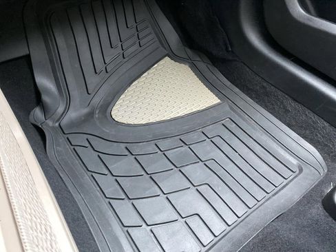 Used 2021 Ford Escape Titanium image 7