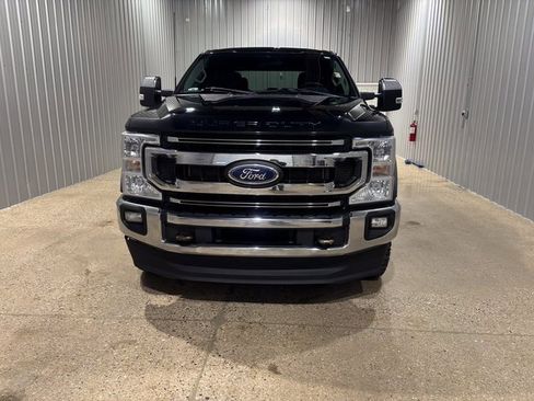 Used 2022 Ford F250 XLT w/ XLT Premium Package image 9