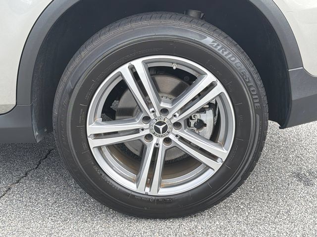 Used 2022 Mercedes-Benz GLC 300 image 22