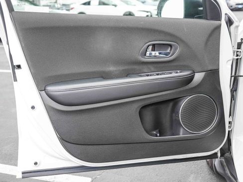 Used 2022 Honda HR-V EX image 22