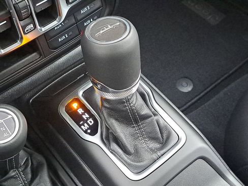 New 2026 Jeep Gladiator Sport image 22