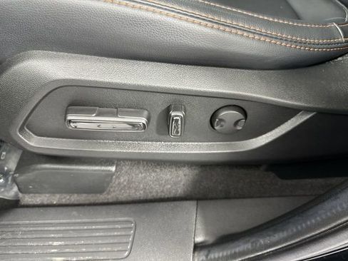 Used 2025 Honda Pilot TrailSport image 23