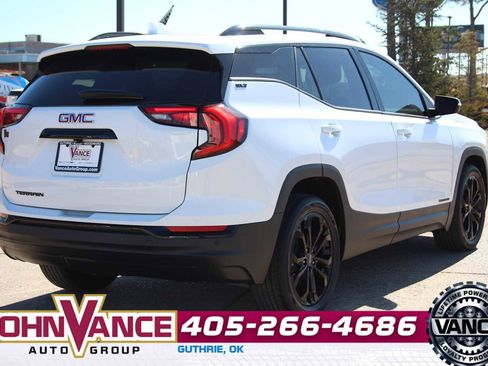 Used 2020 GMC Terrain SLT w/ Preferred Package image 12