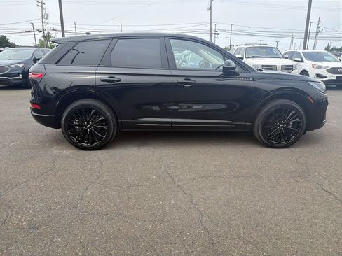 Certified 2024 Lincoln Corsair AWD w/ Equipment Group 101A image 6