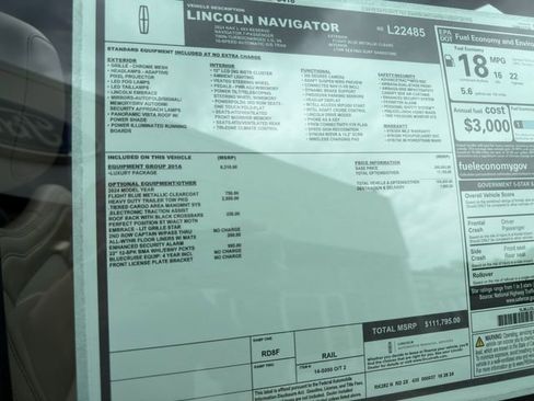 Used 2024 Lincoln Navigator L Reserve AWD/4WD image 9