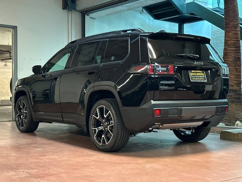 New 2026 Jeep Cherokee Overland w/ Advanced Pro Tech Group AWD/4WD image 3
