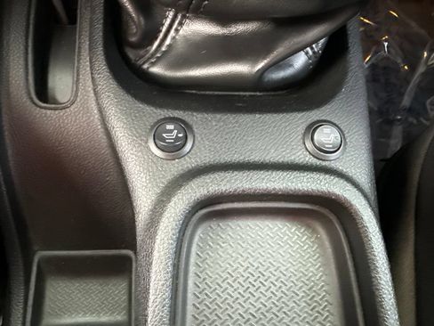 Used 2016 Jeep Wrangler Unlimited Sport w/ Dual Top Group AWD/4WD image 9