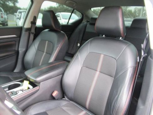 Used 2023 Nissan Altima 2.5 SR image 17