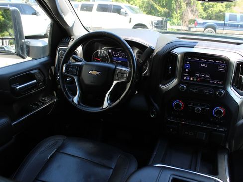 Used 2022 Chevrolet Silverado 2500 LTZ w/ LTZ Texas Edition AWD/4WD image 14