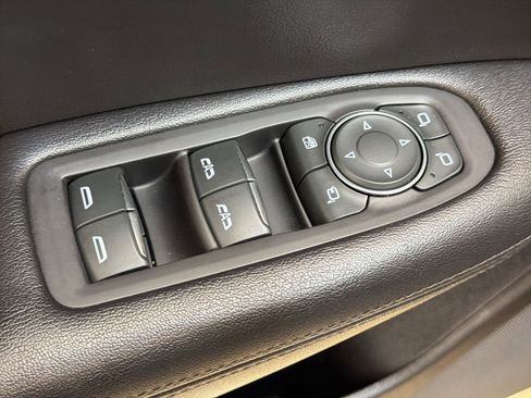 Used 2019 Cadillac XT5 Luxury FWD image 21