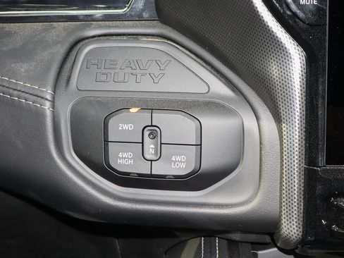 New 2026 RAM 3500 Limited AWD/4WD image 26