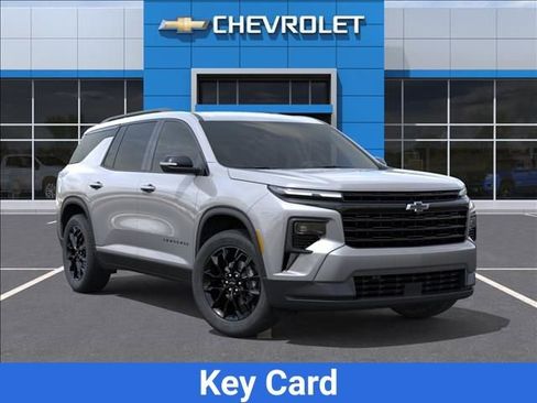 New 2026 Chevrolet Traverse LT w/ Midnight/Sport Edition FWD image 8