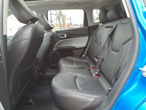 Used 2022 Jeep Compass Latitude w/ Sun and Sound Group image 25