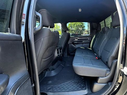 Used 2019 RAM 1500 Big Horn AWD/4WD image 23