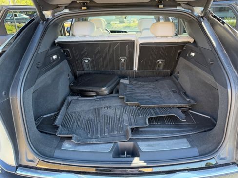 Used 2024 Cadillac Lyriq Luxury w/ LPO, Floor Liner Package image 19