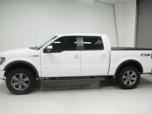 Used 2014 Ford F150 FX4 w/ Equipment Group 402A Luxury AWD/4WD image 6