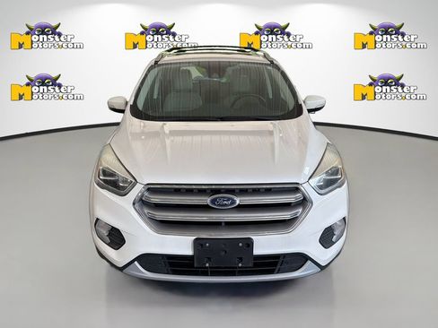 Used 2017 Ford Escape Titanium w/ Canadian Touring Package AWD/4WD image 2