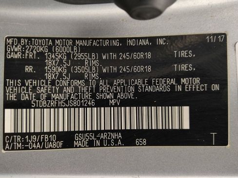 Used 2018 Toyota Highlander LE AWD/4WD image 33