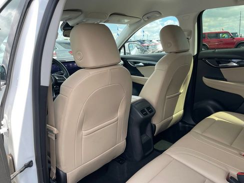 Used 2024 Buick Envision Preferred AWD/4WD image 46