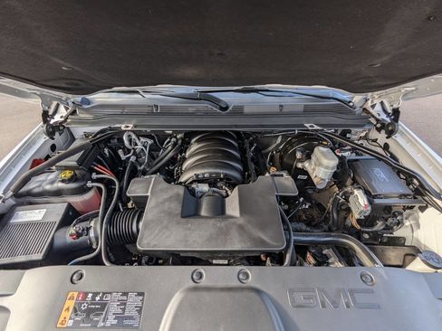 Used 2019 GMC Yukon Denali w/ Denali Ultimate Package image 32