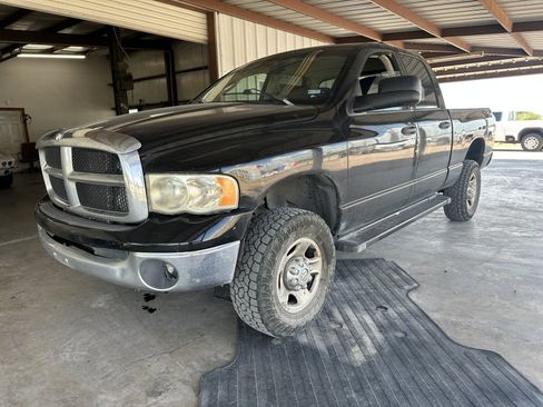Used 2004 Dodge Ram 2500 Truck SLT w/ Trailer Tow Group AWD/4WD image 1