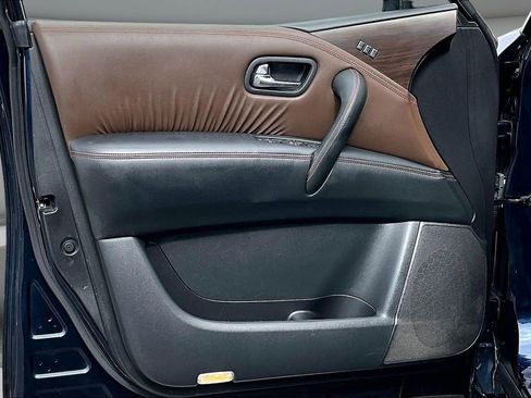 Used 2019 Nissan Armada Platinum w/ Captain's Chairs Package image 18