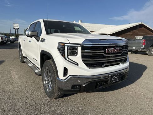 New 2026 GMC Sierra 1500 SLT w/ SLT Premium Plus Package AWD/4WD image 1