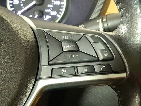 Used 2023 Nissan Sentra SV w/ SV Premium Package image 22