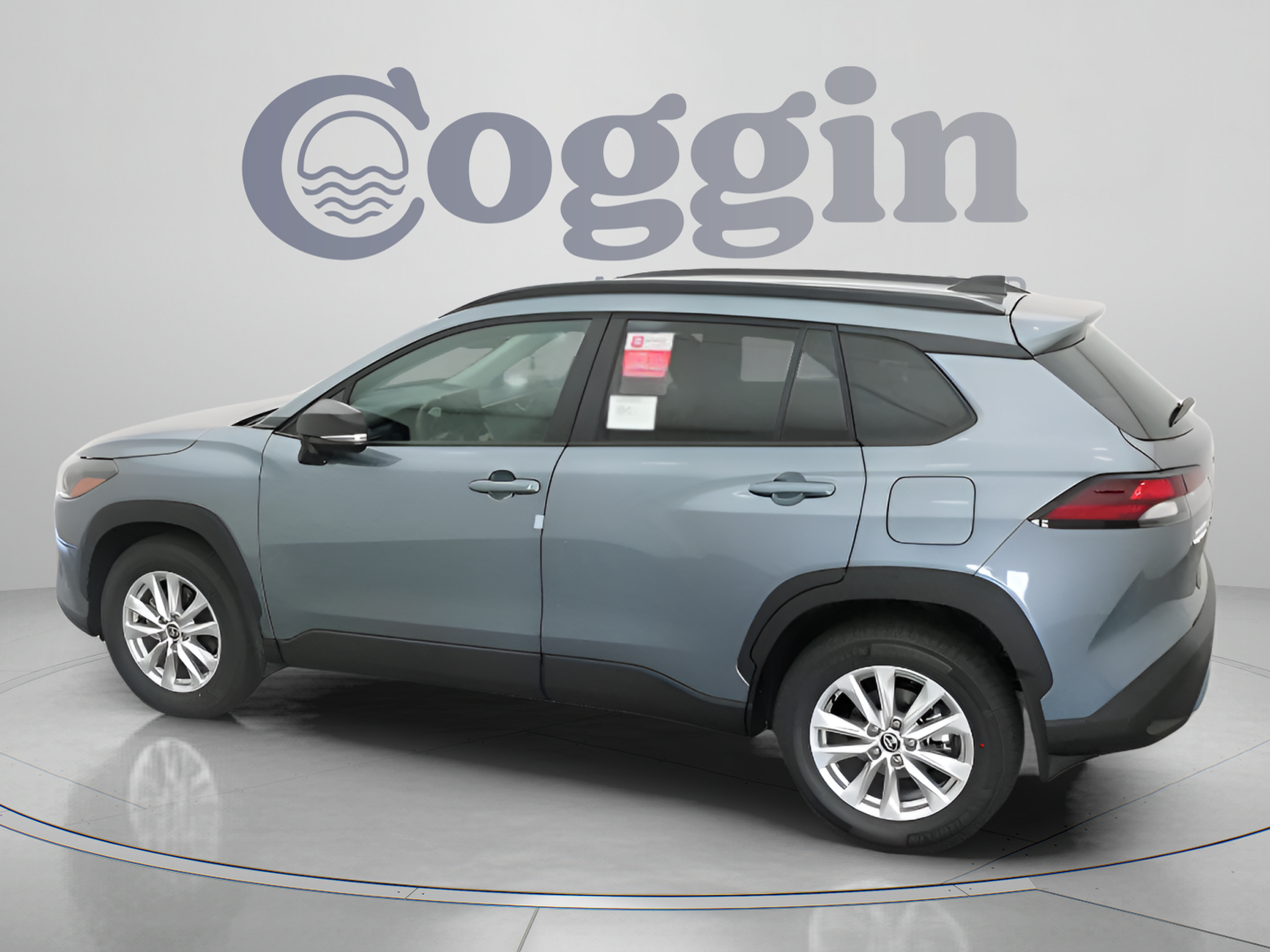 New 2026 Toyota Corolla Cross LE w/ Moonroof Package FWD image 7