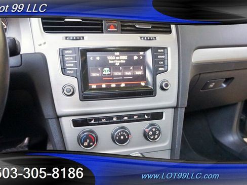 Used 2015 Volkswagen Golf TDI S FWD image 20