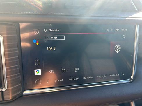 Used 2022 GMC Yukon XL Denali image 13