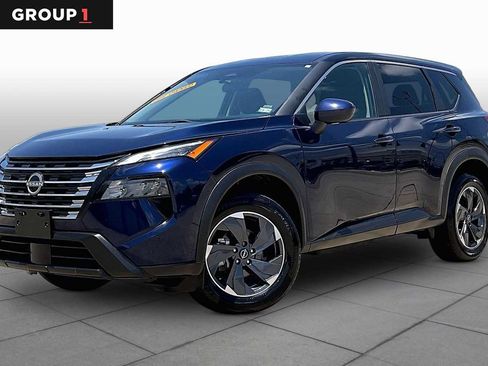 Used 2024 Nissan Rogue SV FWD image 1