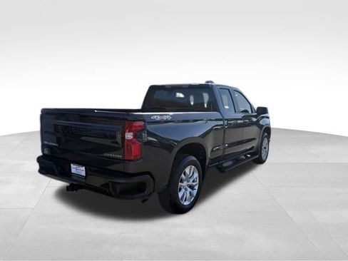 Used 2022 Chevrolet Silverado 1500 Custom image 5
