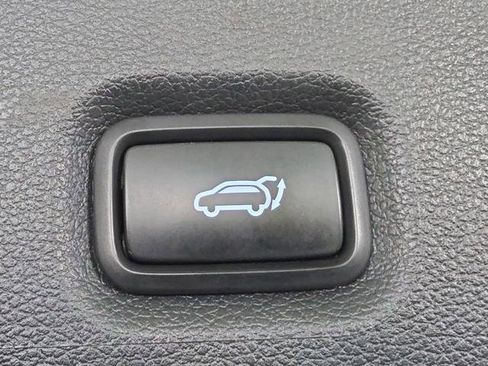 Certified 2023 Hyundai Santa Fe SEL FWD image 20