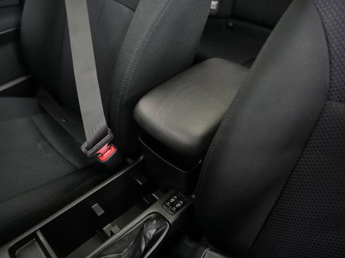 Used 2012 Subaru Forester 2.5X Premium AWD/4WD image 25