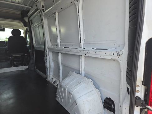 Used 2023 RAM ProMaster 2500 FWD image 18