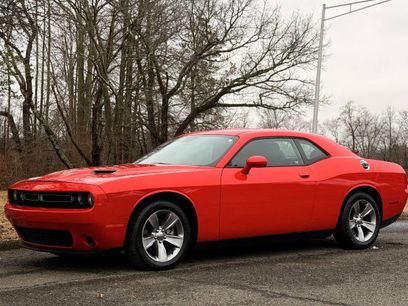 Used 2015 Dodge Challenger SXT