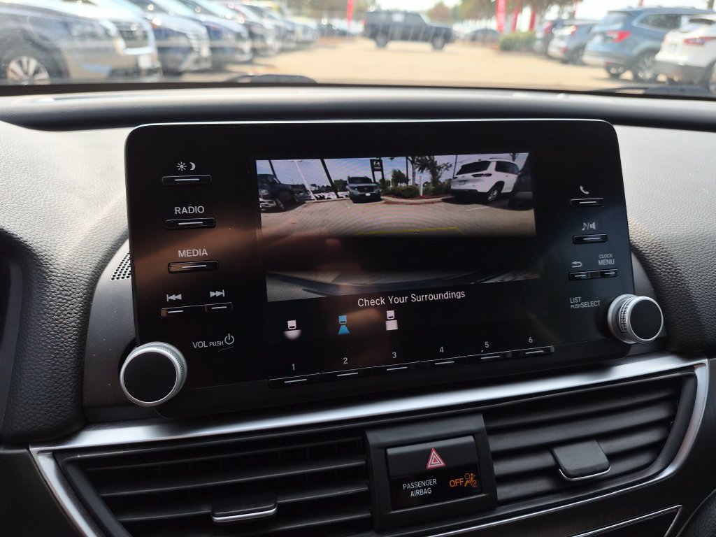 Used 2018 Honda Accord LX image 18