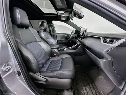 Used 2023 Toyota RAV4 XSE AWD/4WD image 30