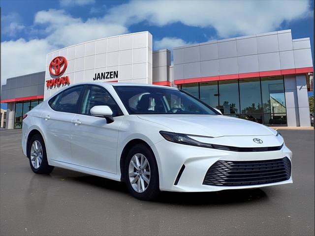 Certified 2025 Toyota Camry LE FWD image 1