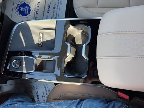 New 2026 Buick Enclave Preferred image 25