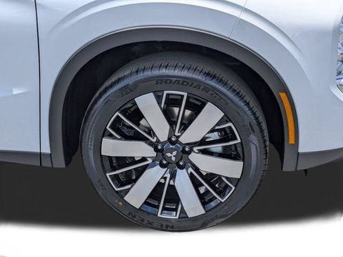 New 2026 Mitsubishi Outlander SE FWD image 10
