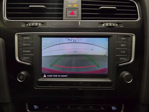 Used 2016 Volkswagen GTI Autobahn w/ Lighting Package (SEL) FWD image 28